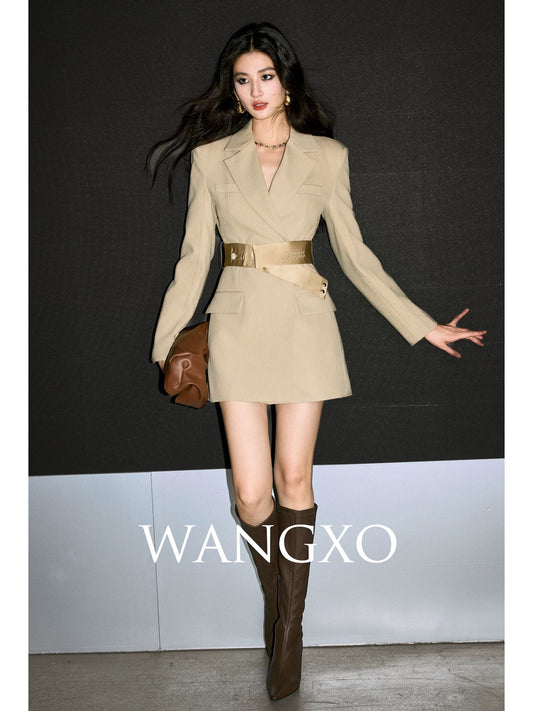 WANGXO｜Skin-friendly numb woven texture｜Heavy satin belt｜Stand-up old money suit dress