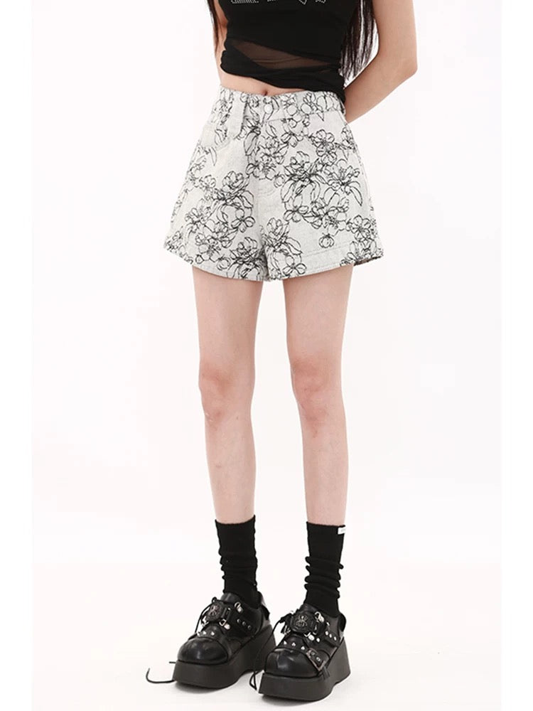 MZVZ Retro Grey Jacquard Embroidered Denim Shorts for Women, Summer American Style, High-Waisted A-Line Wide-Leg Hot Pants