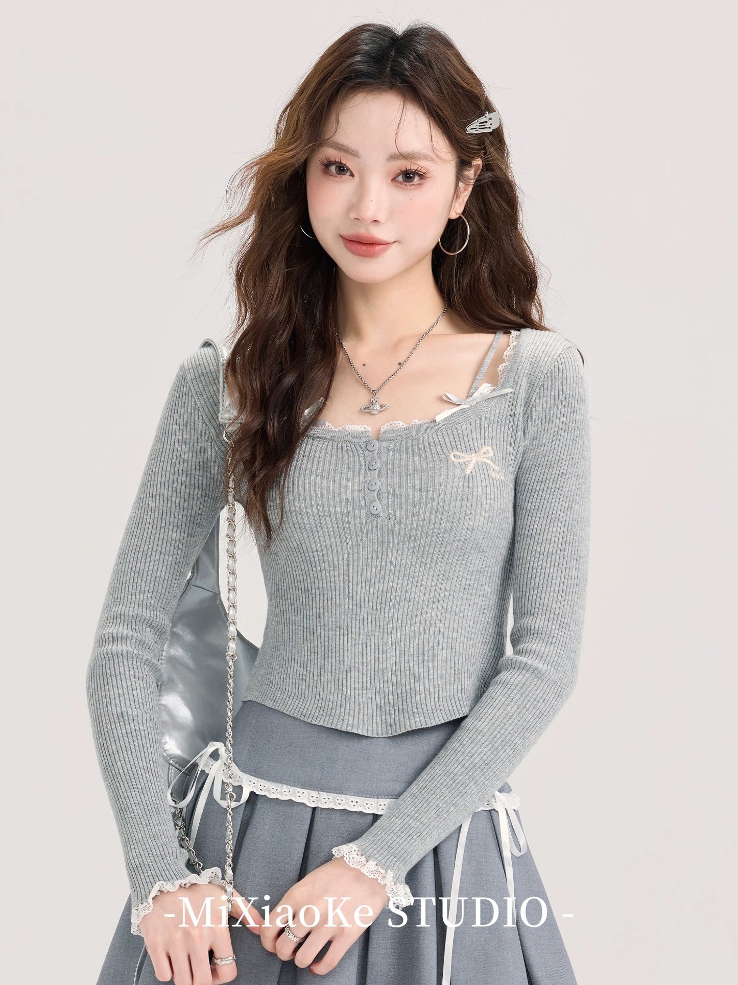 Mi Xiaoke sweet hot girl square collar sweater female autumn design niche slim fit long sleeve top small size