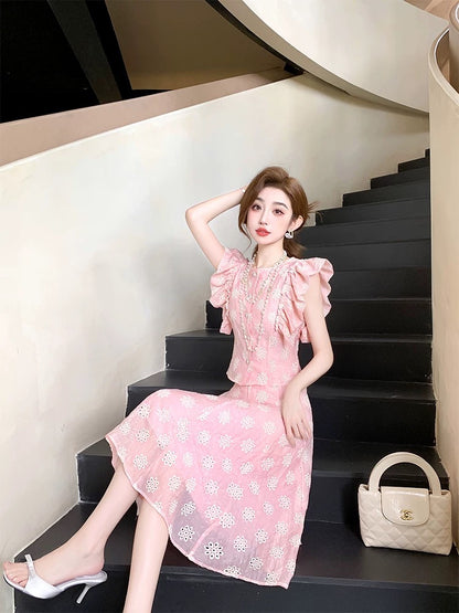 Small and unique suits 2025 new women's summer style this year's popular European fashion two-piece skirt suit