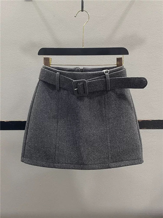 Women's grey wool midi skirt, 2025 autumn/winter new style, versatile, fashionable, high-waisted, slimming A-line bodycon mini skirt.