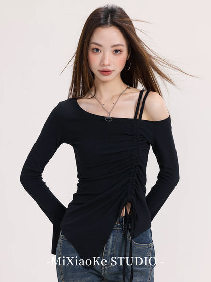 Mi Xiaoke American hot girl sexy off-shoulder drawstring t-shirt female early spring pure desire style pleated irregular top