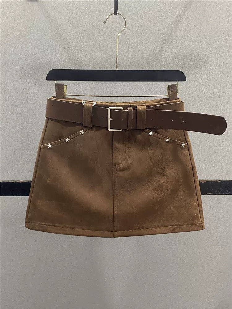 Retro brown suede midi skirt for women, 2025 autumn/winter new style, American hot girl bodycon skirt, slimming A-line mini skirt