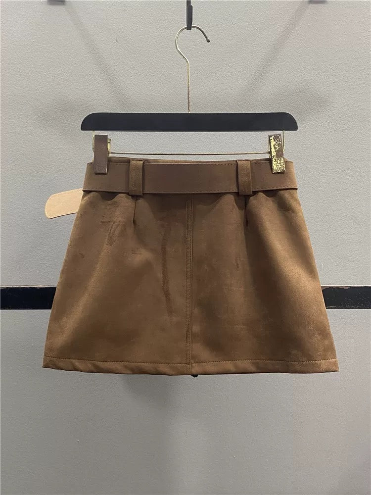 Retro brown suede midi skirt for women, 2025 autumn/winter new style, American hot girl bodycon skirt, slimming A-line mini skirt
