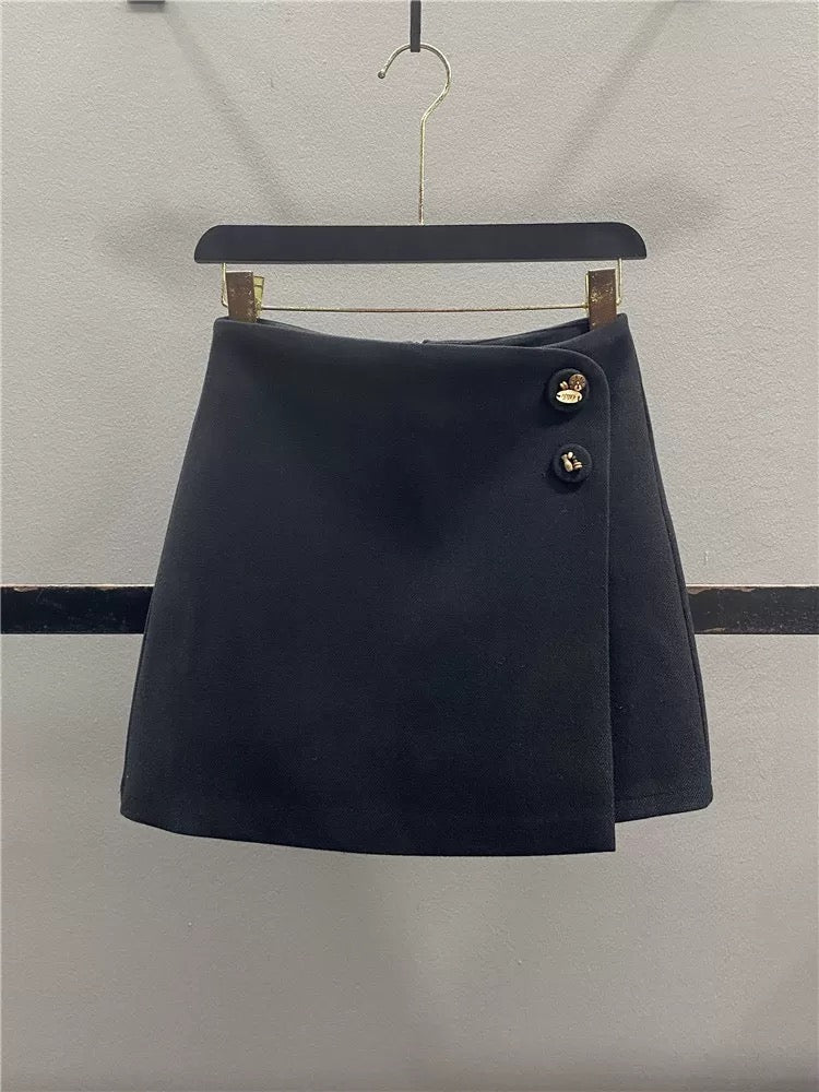 Stylish red irregular wool midi skirt for women, autumn/winter 2025, two-button high-waisted, slimming A-line bodycon mini skirt.