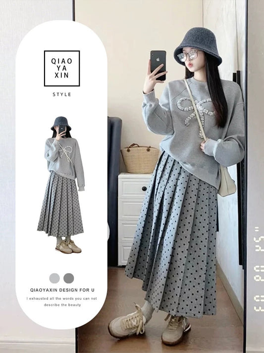 Korean style matching 2025 a complete set of early autumn popular wear high-end dress female small Chanel style sweater suit skirt