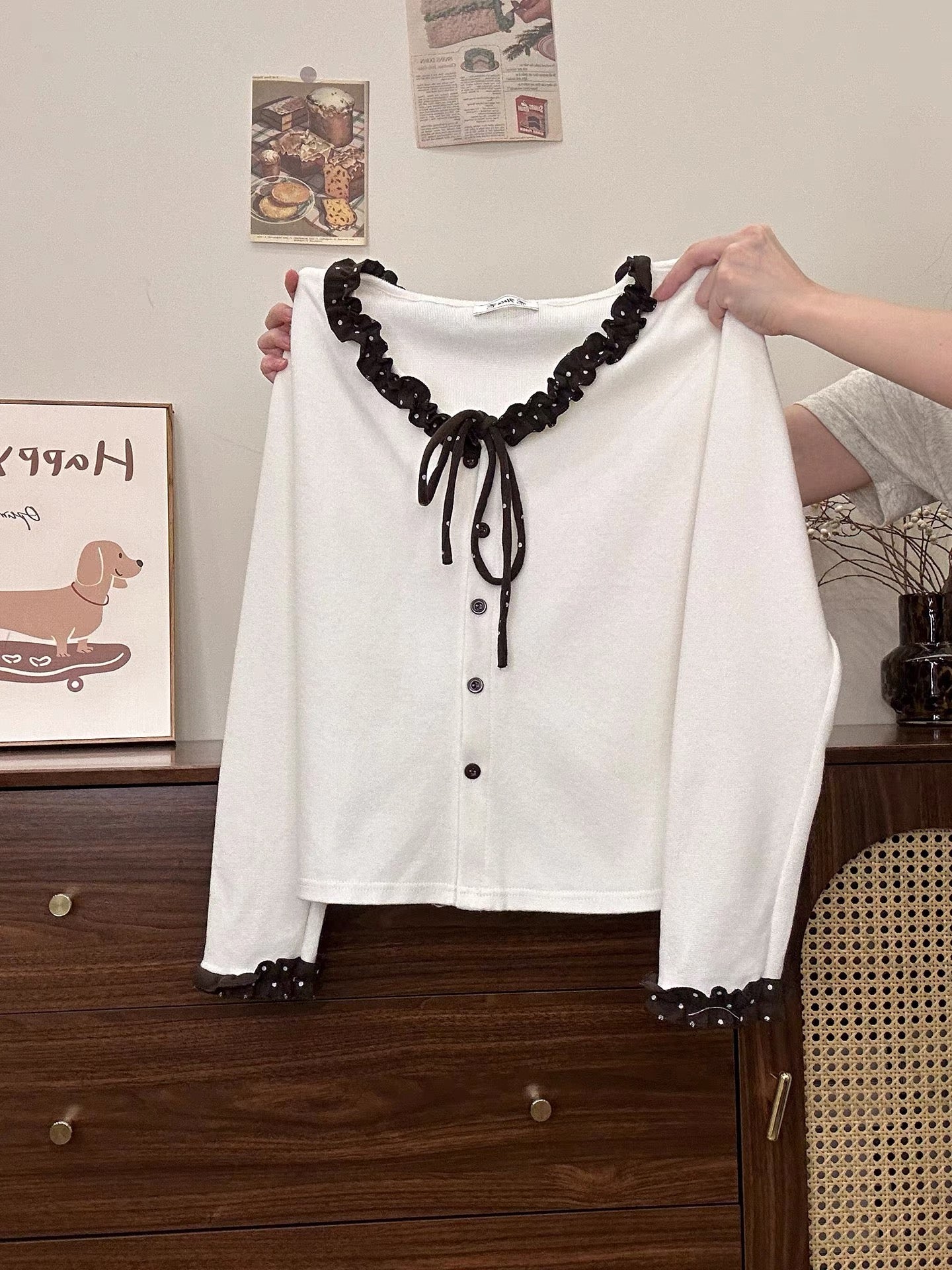 Creamy Universe: Polka Dot Tie-Waist Ruffled V-Neck Thickened Long-Sleeved Slim Fit Knit Top for Women