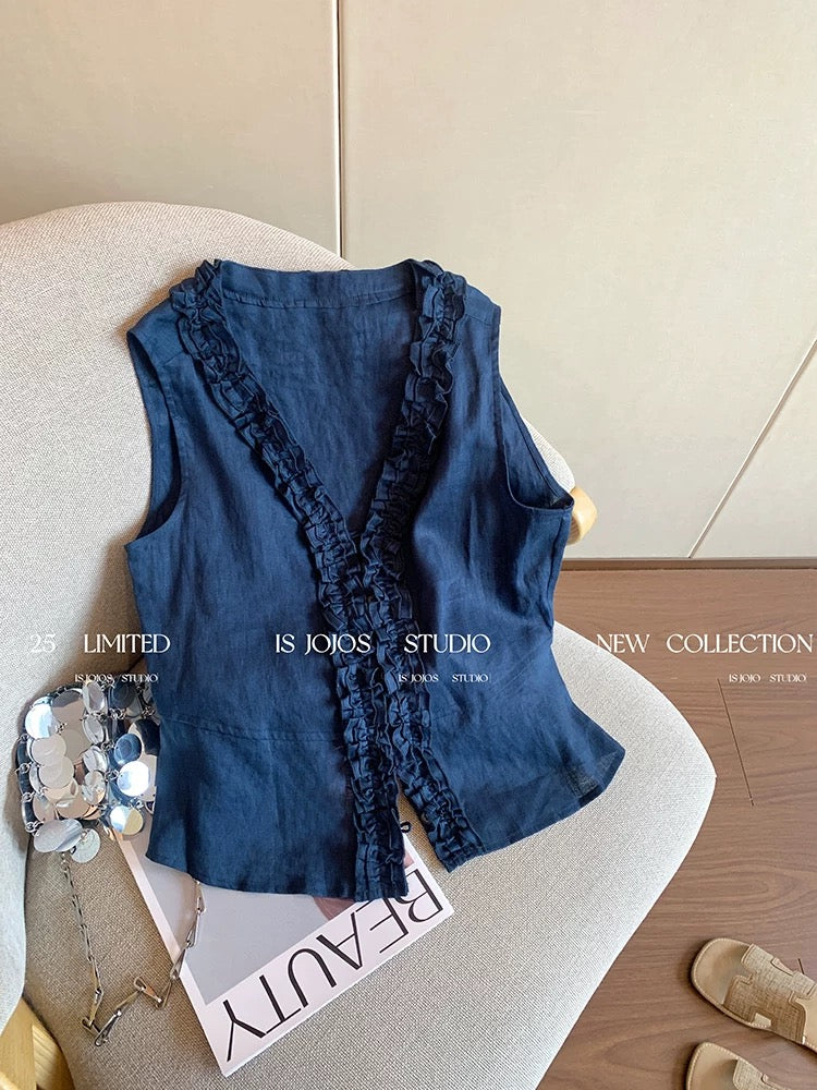 Old money style V-neck pleated lace camisole for women summer retro fashionable and versatile slim sleeveless top