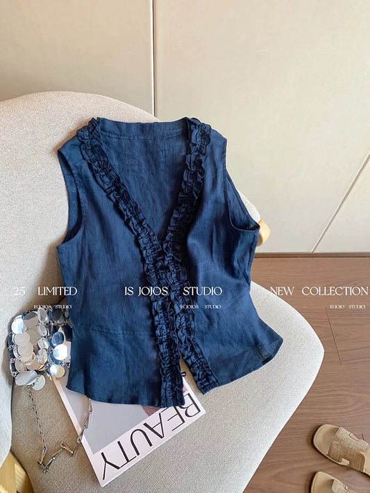Old money style V-neck pleated lace camisole for women summer retro fashionable and versatile slim sleeveless top