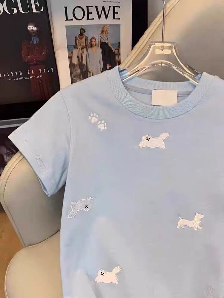 Women's Summer T-Shirt: Cute & Fresh Cat/Dog Embroidery, Regular-Shoulder Fit, Harajuku Style, Versatile Top Ideal for Petite Figures.