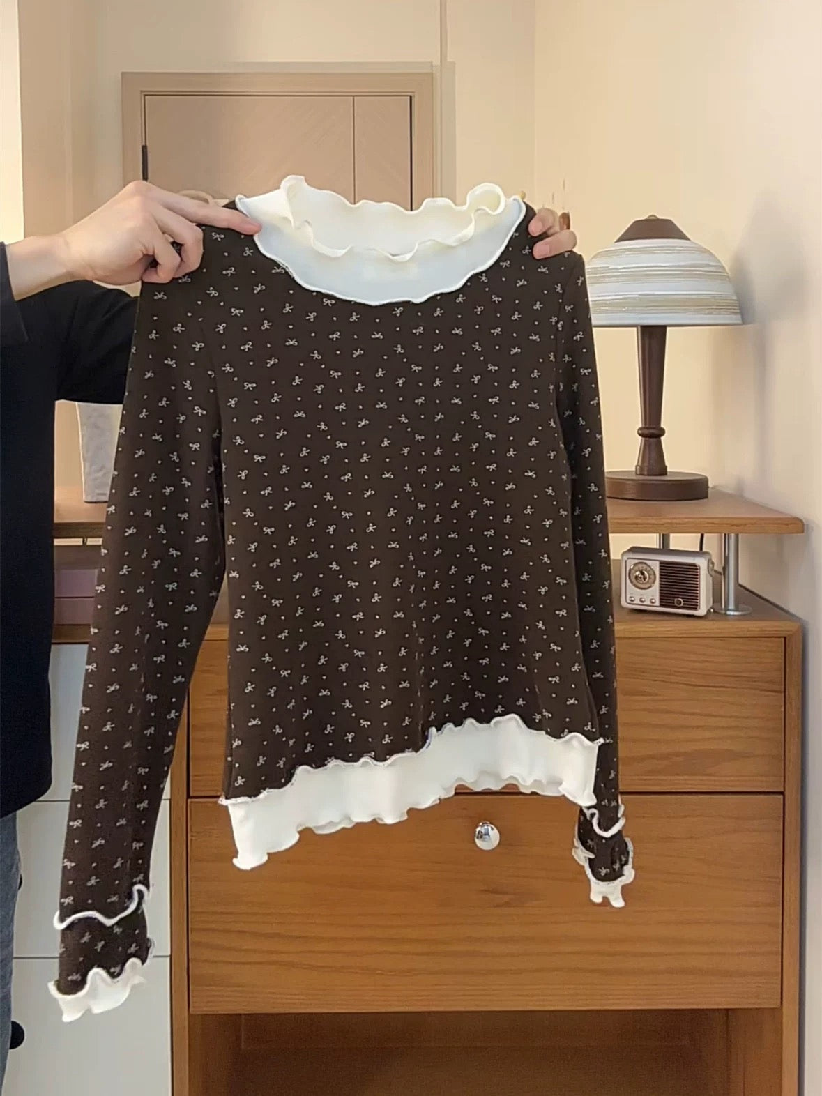 Original, handmade bow-print polka dot long-sleeved women's ruffled trim faux two-piece, high-neck, thick base layer top