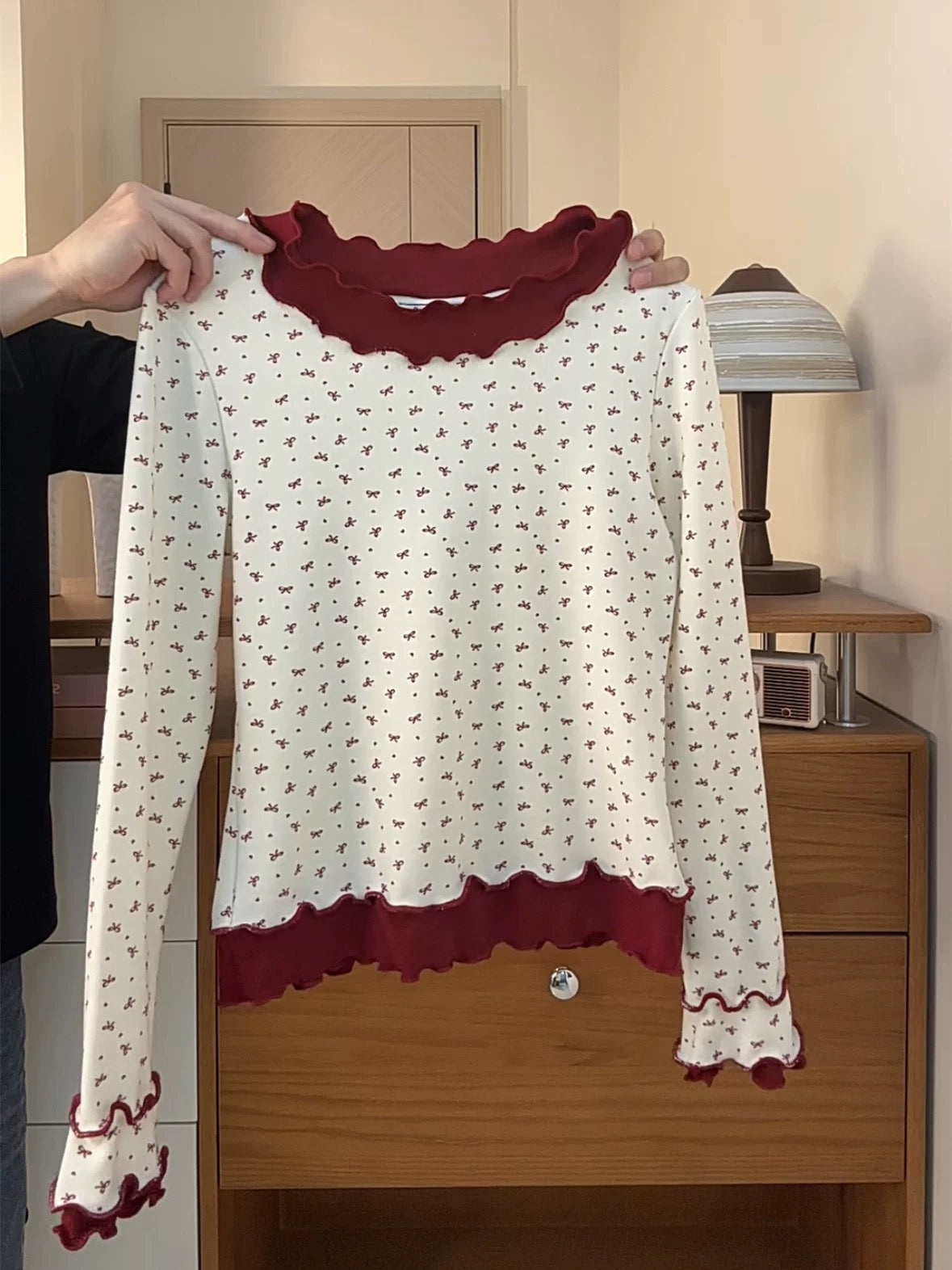 Original, handmade bow-print polka dot long-sleeved women's ruffled trim faux two-piece, high-neck, thick base layer top