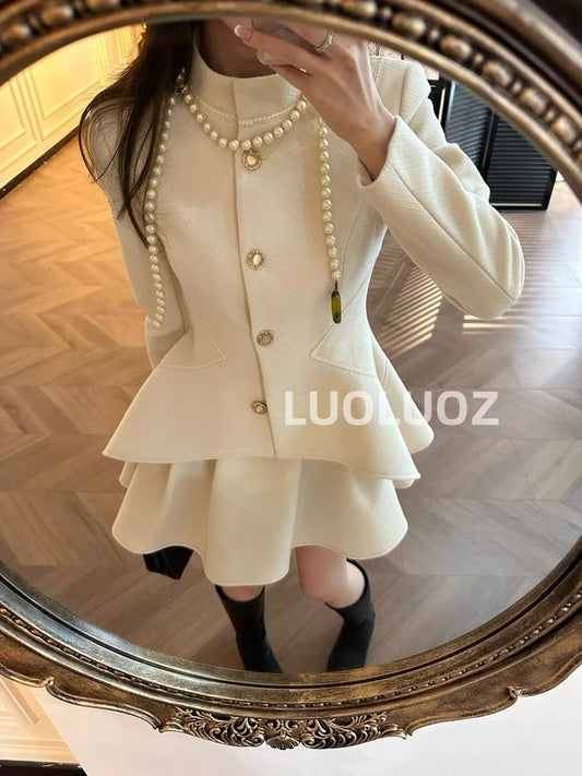 LUOLUOZ [Camellia Messenger] Fashionable and luxurious design top + short skirt two-piece set JF407
