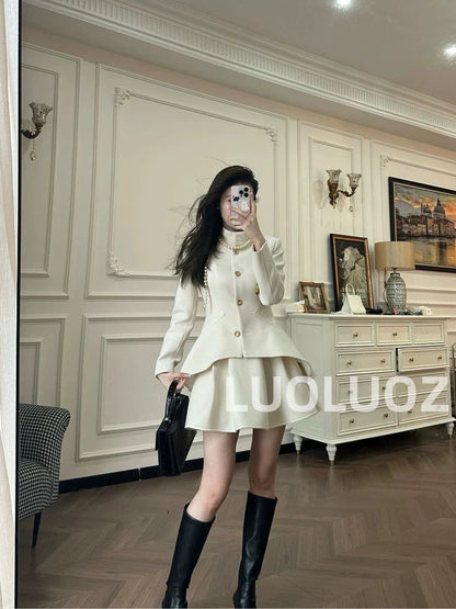 LUOLUOZ [Camellia Messenger] Fashionable and luxurious design top + short skirt two-piece set JF407
