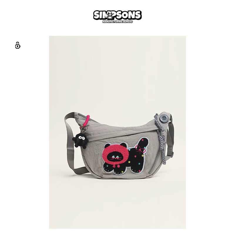 SIMP crossbody dumpling bag, cute and large capacity, cartoon-shaped charm, stylish and versatile canvas bag for travel and commuting.