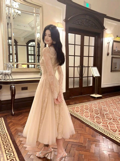 GJFD [Brown Mountain and Wild] French retro long-sleeved lace dress, high-end, niche and elegant long dress