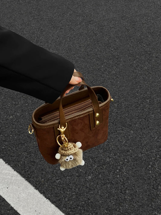 Bags for women 2024 new high-end texture niche design autumn and winter retro versatile crossbody bag portable bucket bag