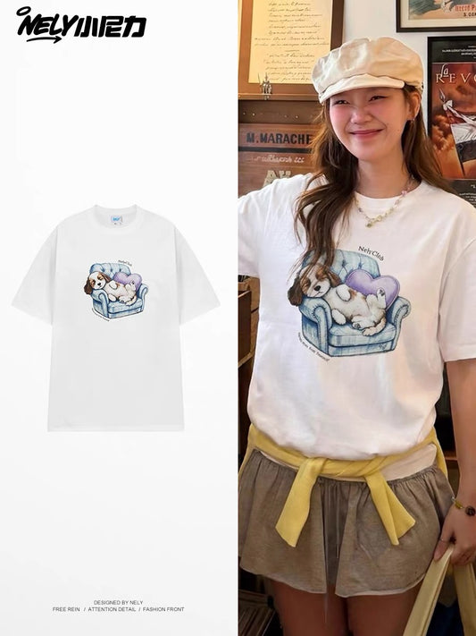 Women's Loose Casual Crew-Neck T-Shirt – Versatile Basic Short-Sleeve Top with "Lazy Puppy on Sofa" Print (Instagram Style)