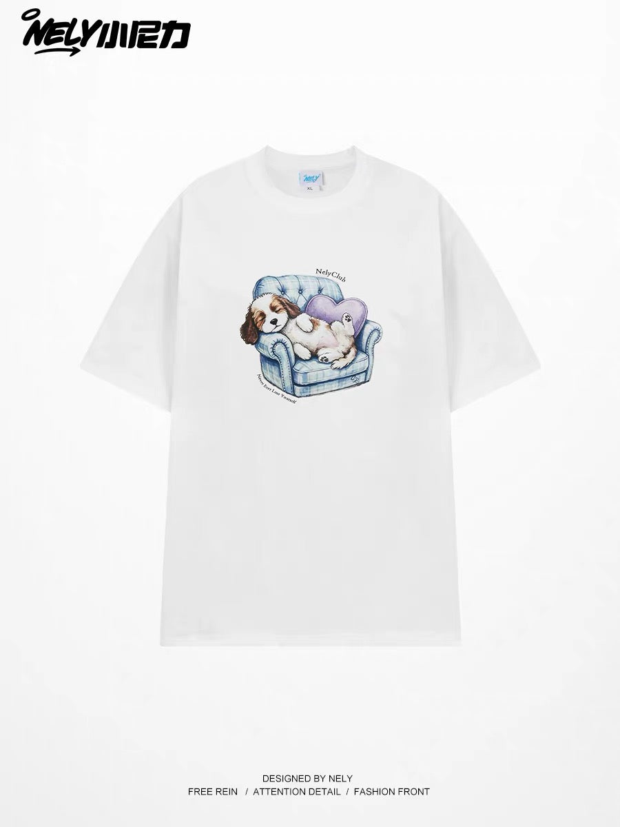 Women's Loose Casual Crew-Neck T-Shirt – Versatile Basic Short-Sleeve Top with "Lazy Puppy on Sofa" Print (Instagram Style)