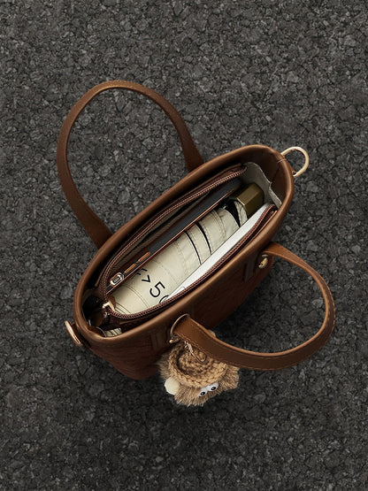 Bags for women 2024 new high-end texture niche design autumn and winter retro versatile crossbody bag portable bucket bag