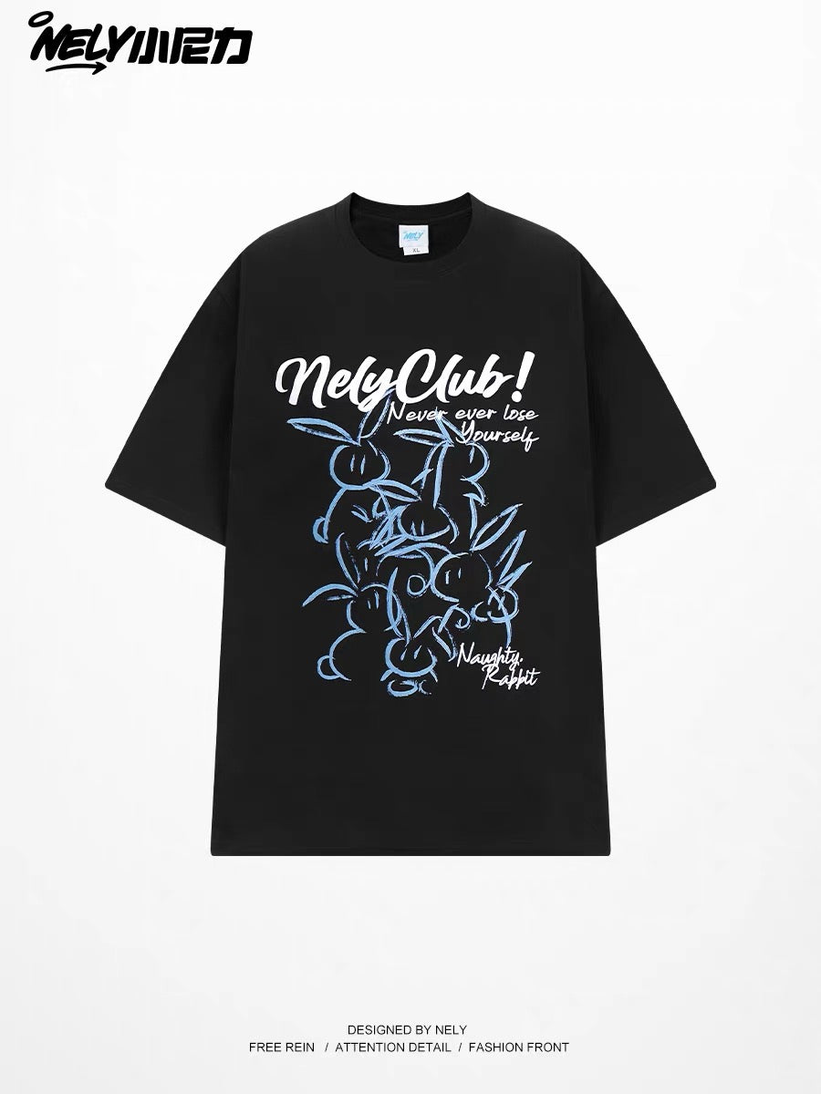 Loose-fit, vintage-style, versatile basic short-sleeve T-shirt featuring a hand-drawn rabbit and letter print and a round neckline.