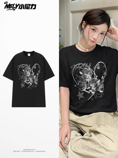Unisex Short-Sleeve T-Shirt with Fresh Blue Star & Kitten Print – American Retro, Loose-Fit, Versatile Crew-Neck Casual Top