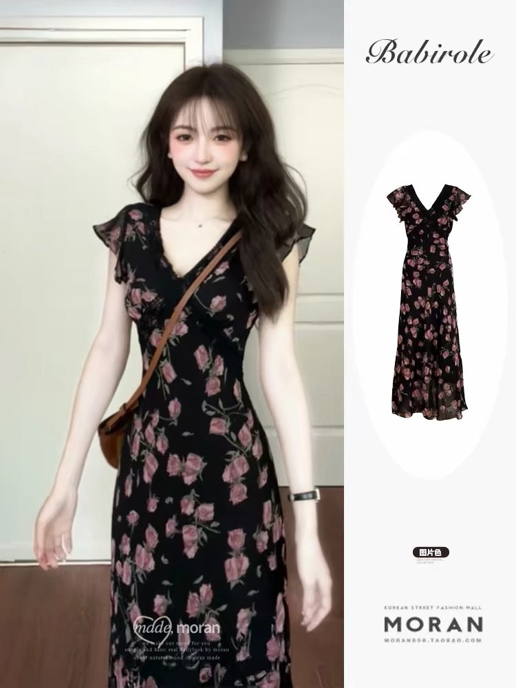 French-style short-sleeved black rose floral dress, new summer 2025 style, elegant bodycon maxi dress.