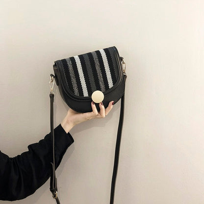 Retro small bag for women 2024 spring and summer new trendy women's bag, Korean style, versatile, fashionable, Internet celebrity, shoulder crossbody bag