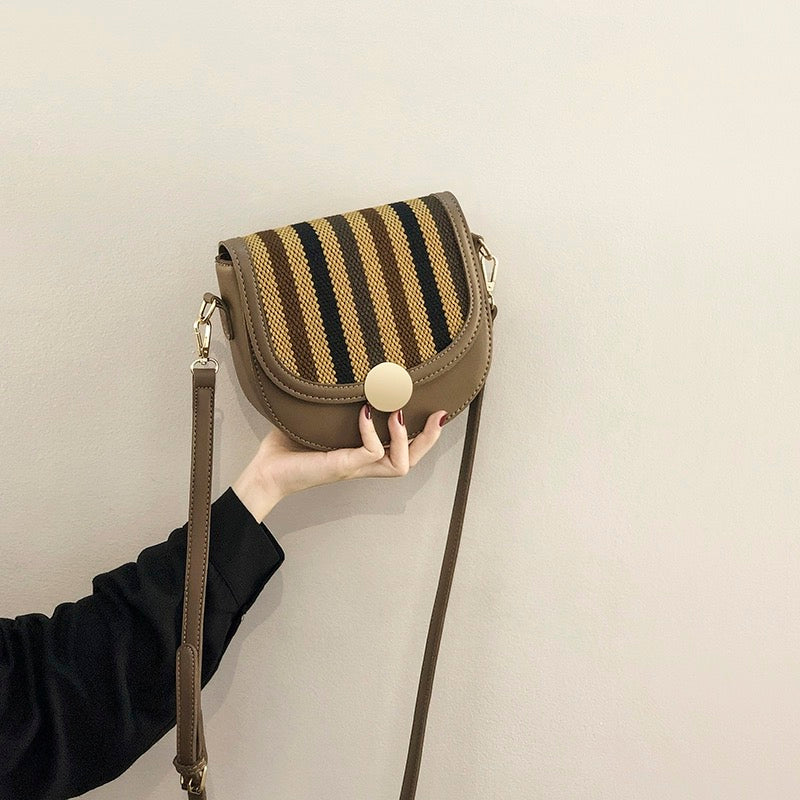 Retro small bag for women 2024 spring and summer new trendy women's bag, Korean style, versatile, fashionable, Internet celebrity, shoulder crossbody bag