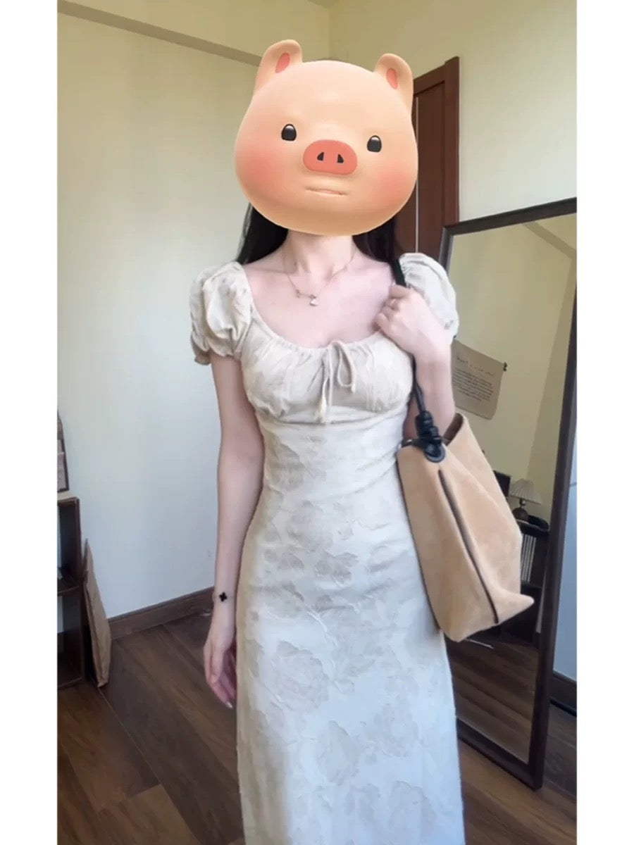 French-style apricot square neck short-sleeved dress for women, summer, petite, slim fit, jacquard, mature and sophisticated long dress.