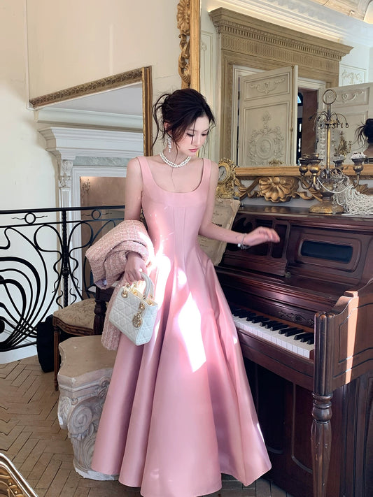 Good Job: [Winter Waltz] French Pink Spaghetti Strap Dress, Square Neck A-line Skirt, Birthday Dress