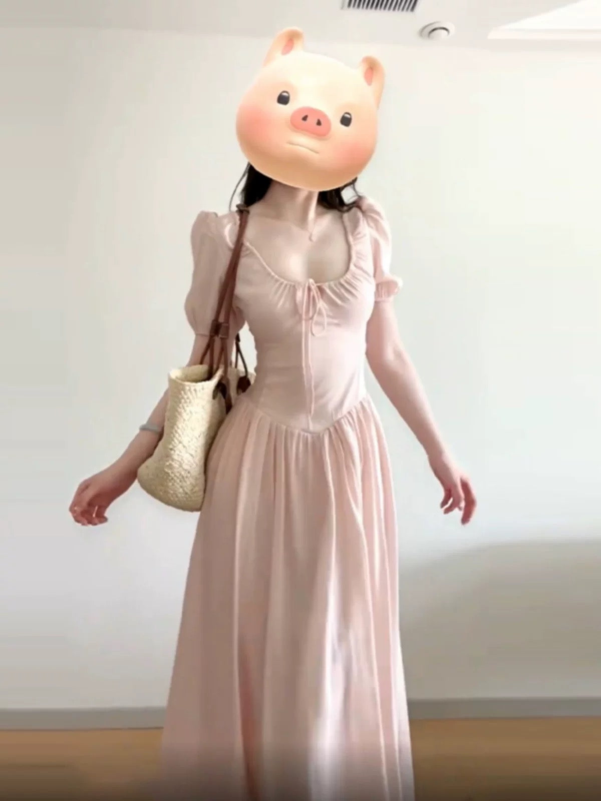 French-style gentle pink dress for women, summer 2025 new style, youthful and beautiful, elegant and pure long dress for petite women.