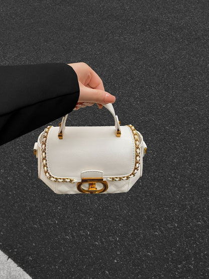This year's popular small bags for women 2024 new summer versatile crossbody bag high-end niche portable small square bag