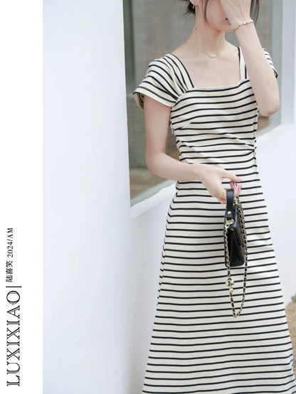 LUXIXIAO dress 2025 new loose square collar back tie design Korean version short-sleeved striped A-line skirt