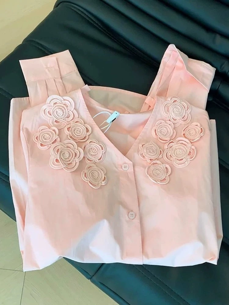 Self-retained style recommendation ~ V-neck three-dimensional flower long-sleeved shirt for women 2025 spring new design chic top trend