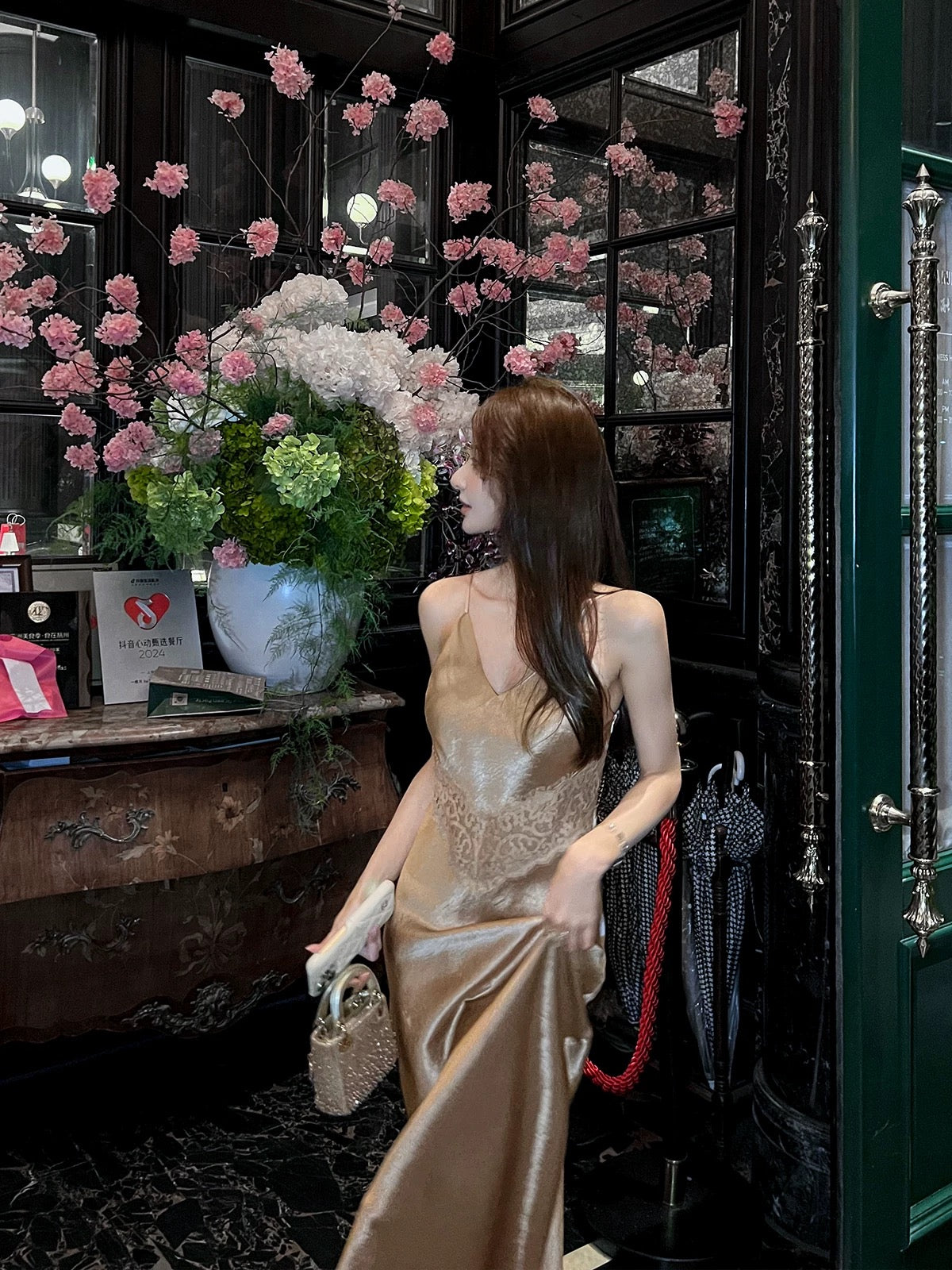 French style acetate satin slip dress for women, new summer 2026, elegant lace-trimmed bodycon fishtail maxi skirt.