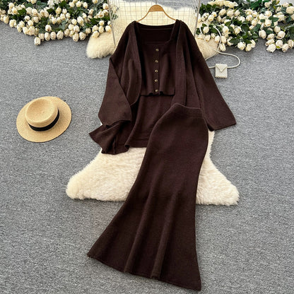 Lazy style casual suit for women in autumn, loose and versatile sleeveless square neck vest, loose outer wear knitted jacket and skirt