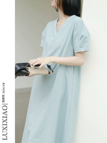 LUXIXIAO dress 2025 new loose slim puff sleeve design V-neck lazy style shirt dress for women