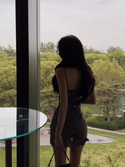 woppei [Zhuang Zhou Mengdie] blu* heavy industry three-dimensional butterfly off-shoulder slim hip-covering short suspender dress