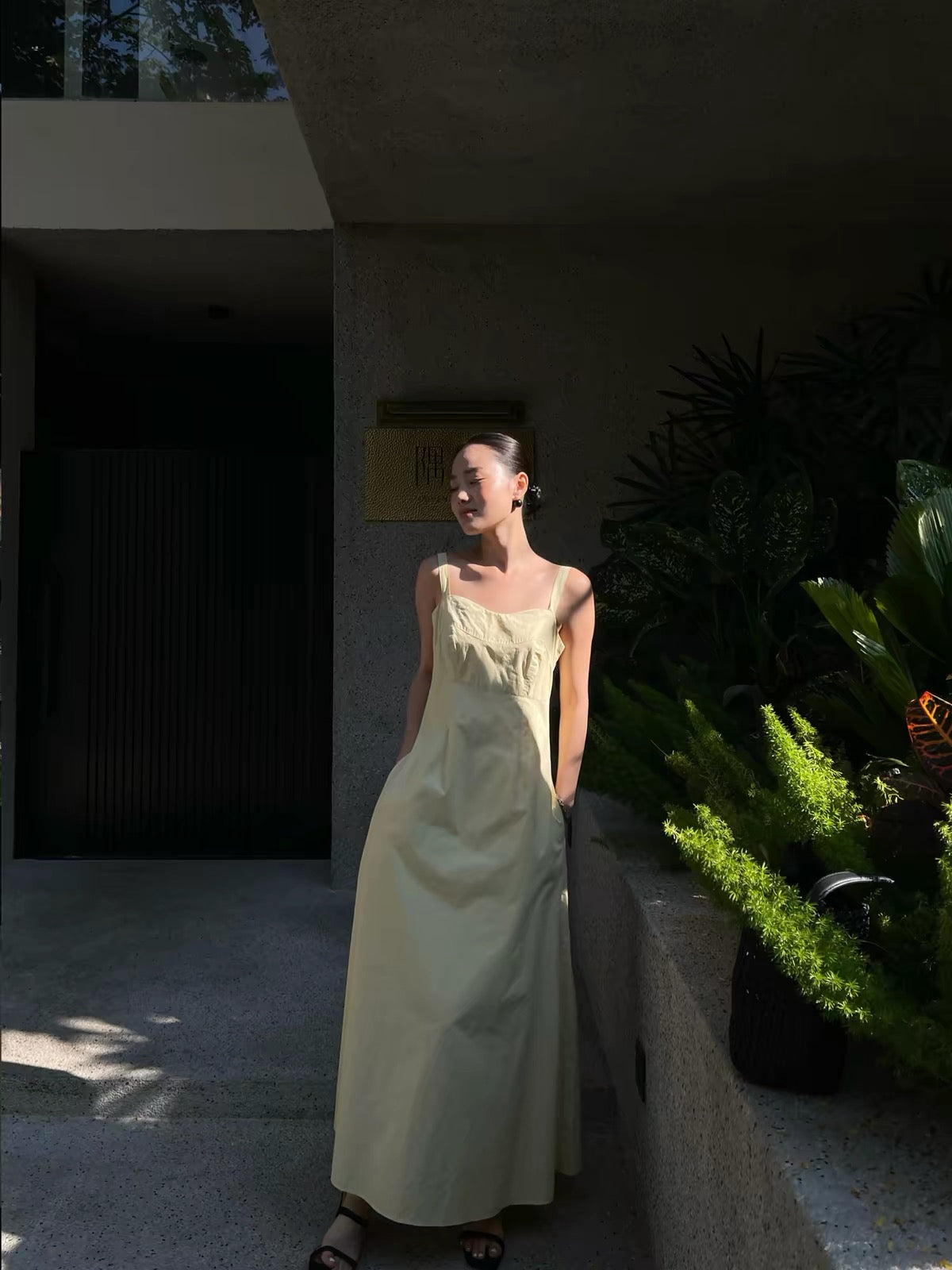 PURITY YH Niche French-style pale yellow tank dress—a sophisticated, slimming piece with an elegant vibe, perfect for Spring/Summer.