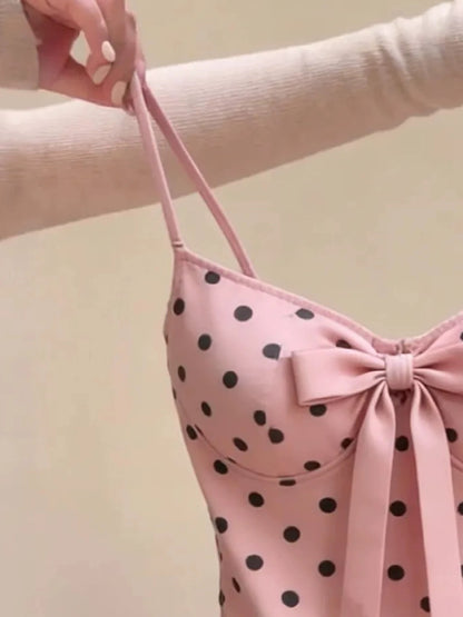 New style, sweet polka dot bow camisole, versatile sleeveless top, export style, label removed.
