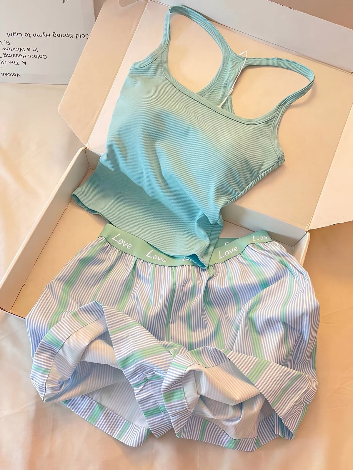 Sin Glee Women's Summer Casual Camisole & Shorts Loungewear Set – Fresh Green, Built-in Bra Pads, Suitable for Wear as Outerwear