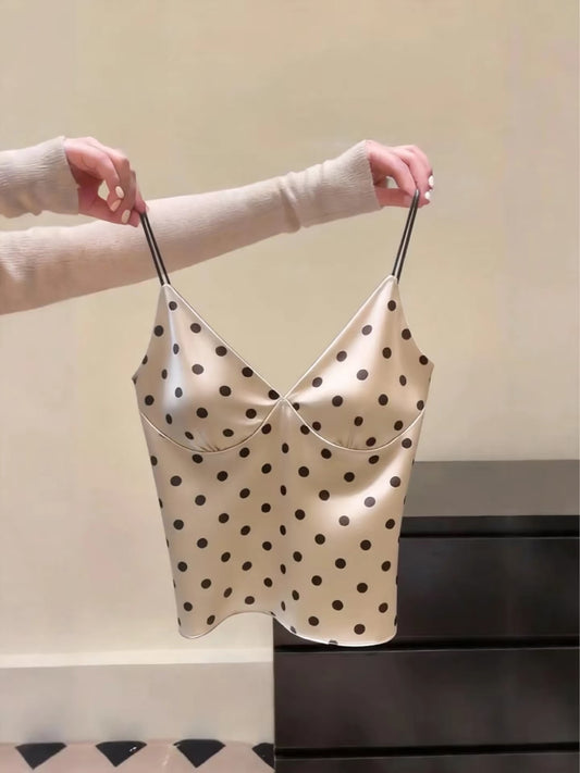 New style polka dot camisole top, export label cut, chic, youthful, and gentle.