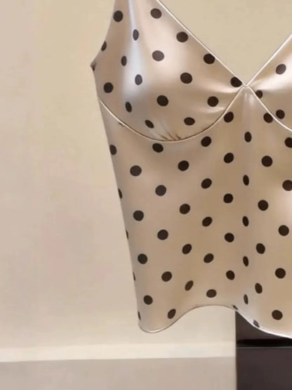 New style polka dot camisole top, export label cut, chic, youthful, and gentle.