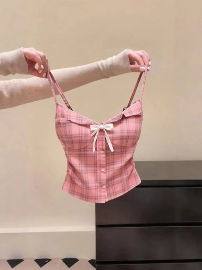 Export-grade, label-cut, autumn/winter French-style plaid vest/camisole/short top for women.