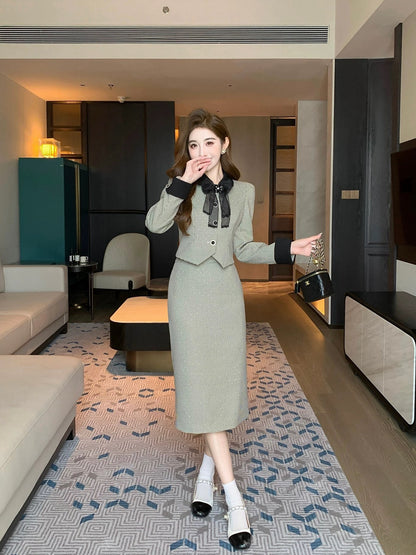 Autumn outfit mature royal sister style suit for women 2024 new houndstooth coat and skirt two-piece set Nanyou