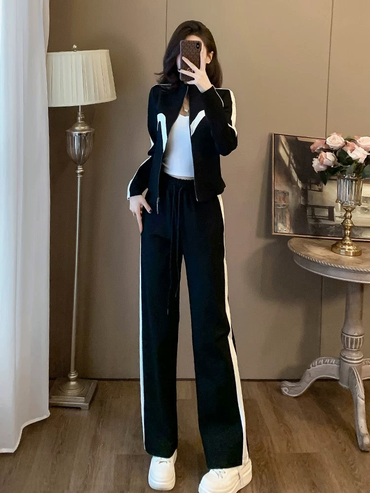 This year's popular fashion suits for women in autumn are slim, trendy and age-reducing, casual sports sweatshirts, wide-leg pants, two-piece set