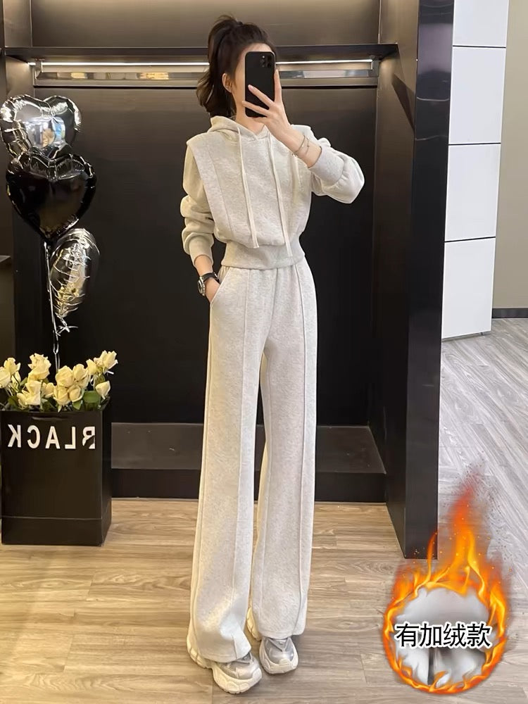 Salt style casual sports suit for women, autumn style, slimming and age-reducing short hooded sweatshirt, wide-leg pants two-piece set
