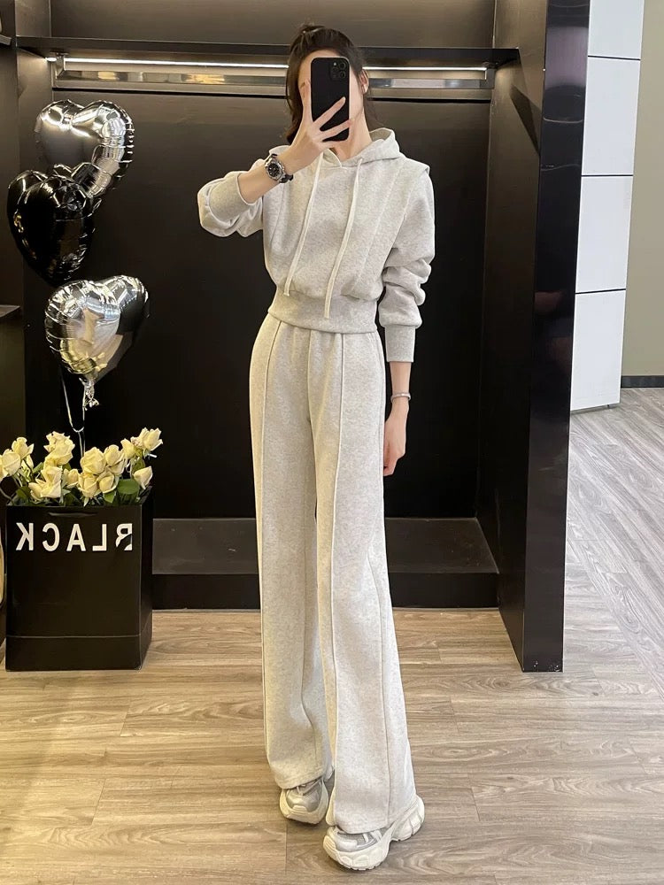 Salt style casual sports suit for women, autumn style, slimming and age-reducing short hooded sweatshirt, wide-leg pants two-piece set