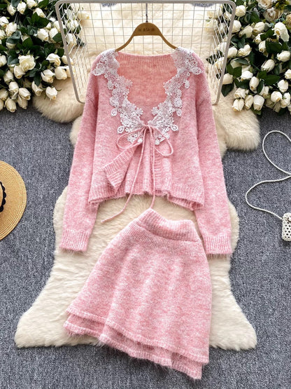 Temperament two-piece suit for women in autumn, gentle style, lace stitching, long-sleeved knitted cardigan, sweet high-waisted skirt